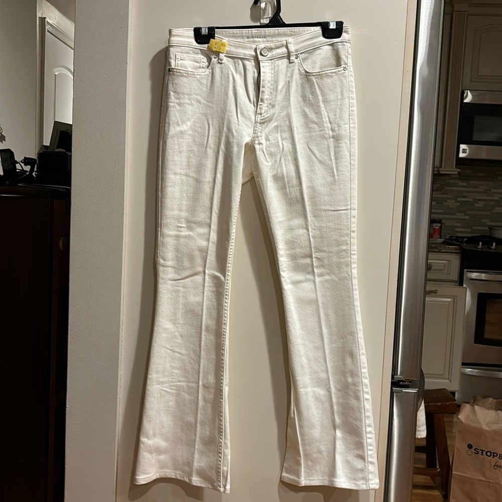 Elite Tahari, White denim , flair bottom